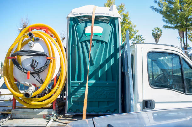 Portable Toilet Options We Offer in Hendersonville, NC